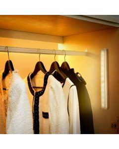 Luce per armadio a LED con sensore di movimento - Ricaricabile da USB-A a USB-C